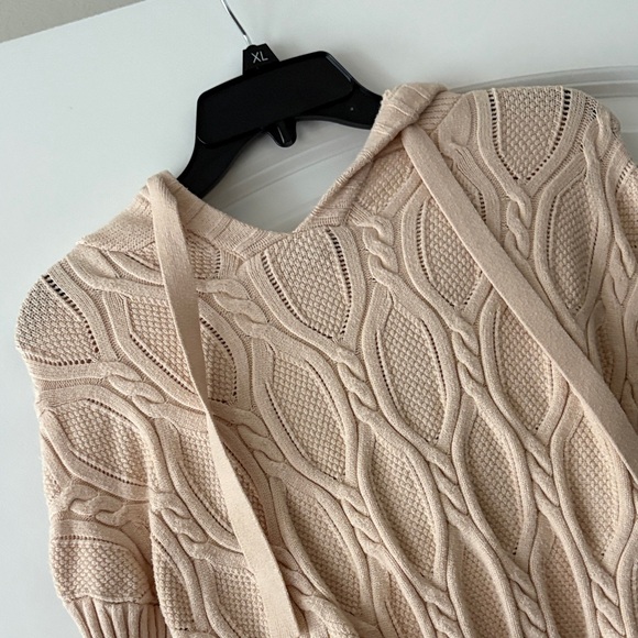Fate Cream Cable Knit Sweater - Picture 4 of 5